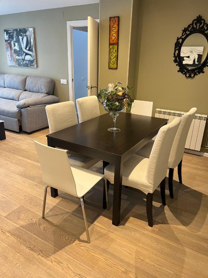 Lux Apartament Салоу Экстерьер фото
