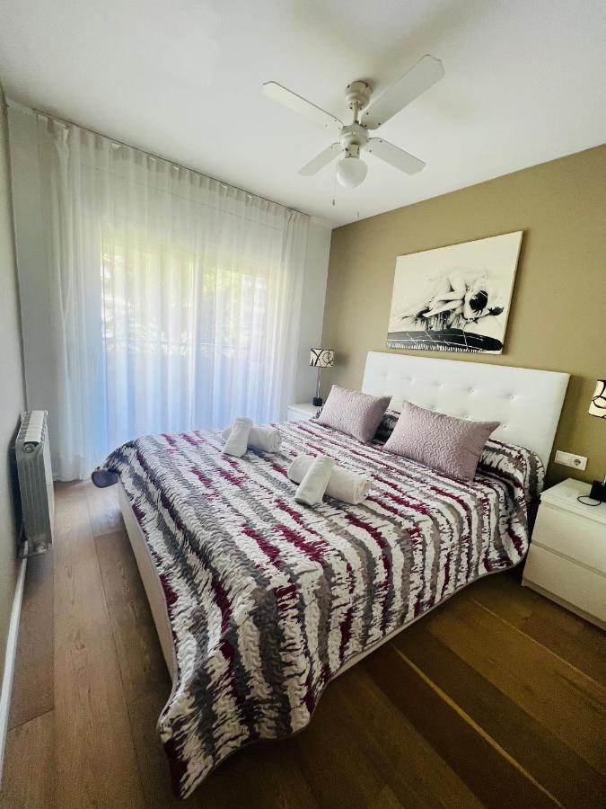 Lux Apartament Салоу Экстерьер фото