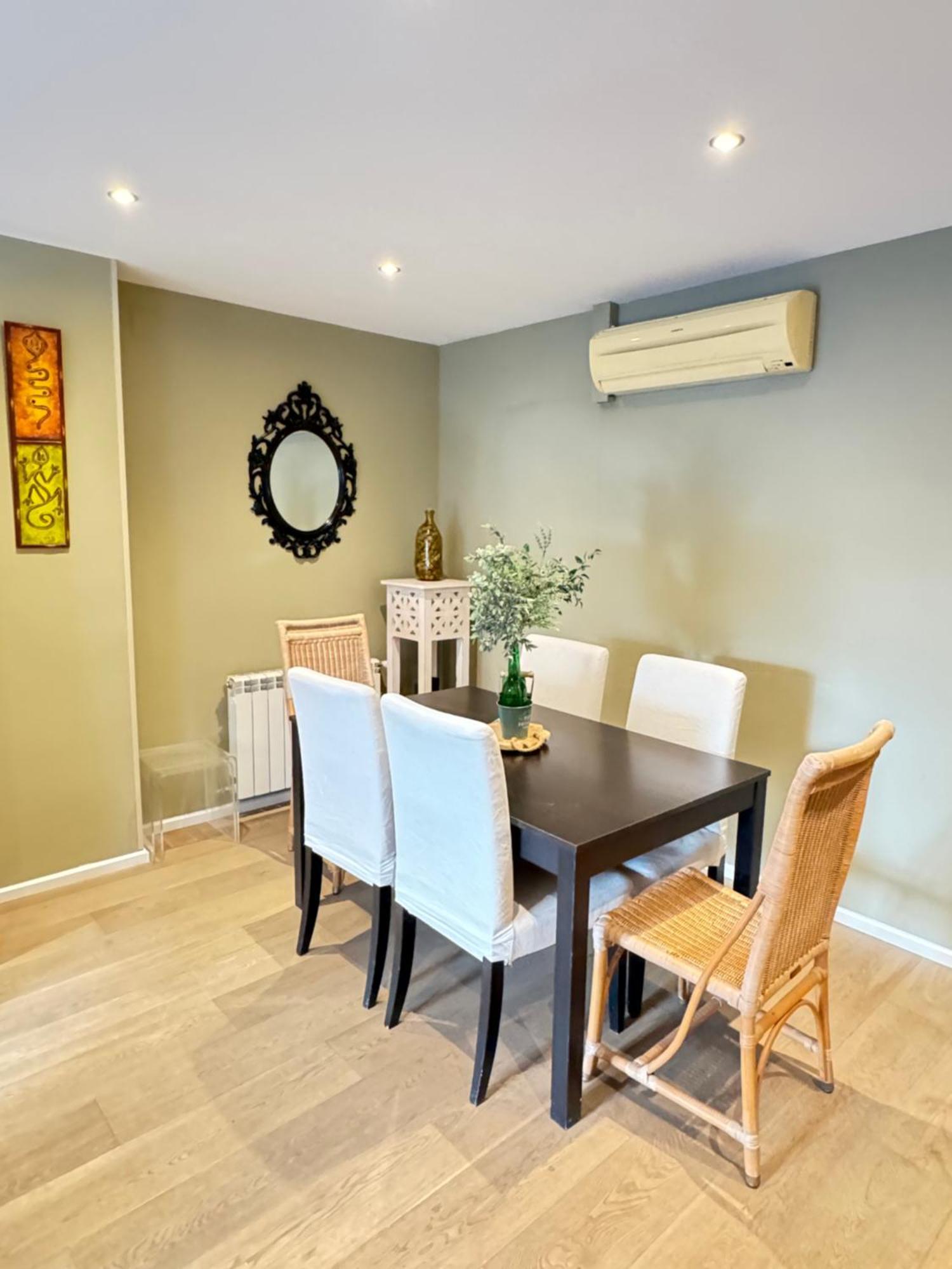 Lux Apartament Салоу Экстерьер фото